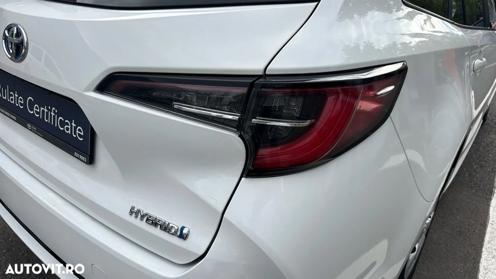 Toyota Corolla 1.8 HSD Eco - 12