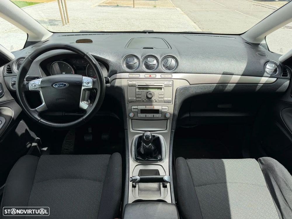 Ford S-Max 1.8 TDCi Titanium 7L - 8