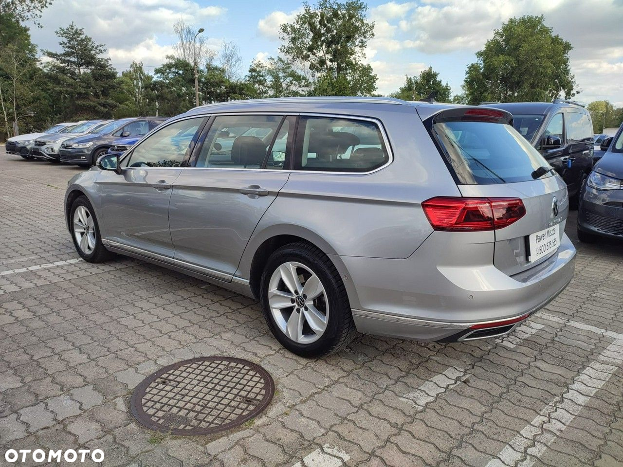 Volkswagen Passat - 33