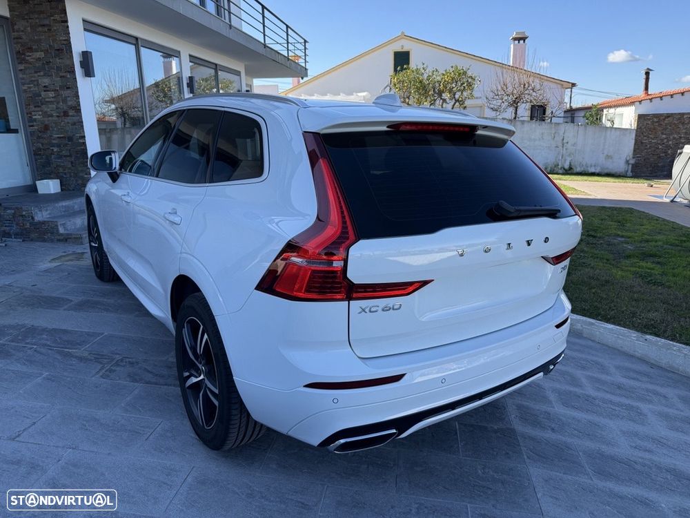 Volvo XC 60 2.0 D4 R-Design Geartronic - 7