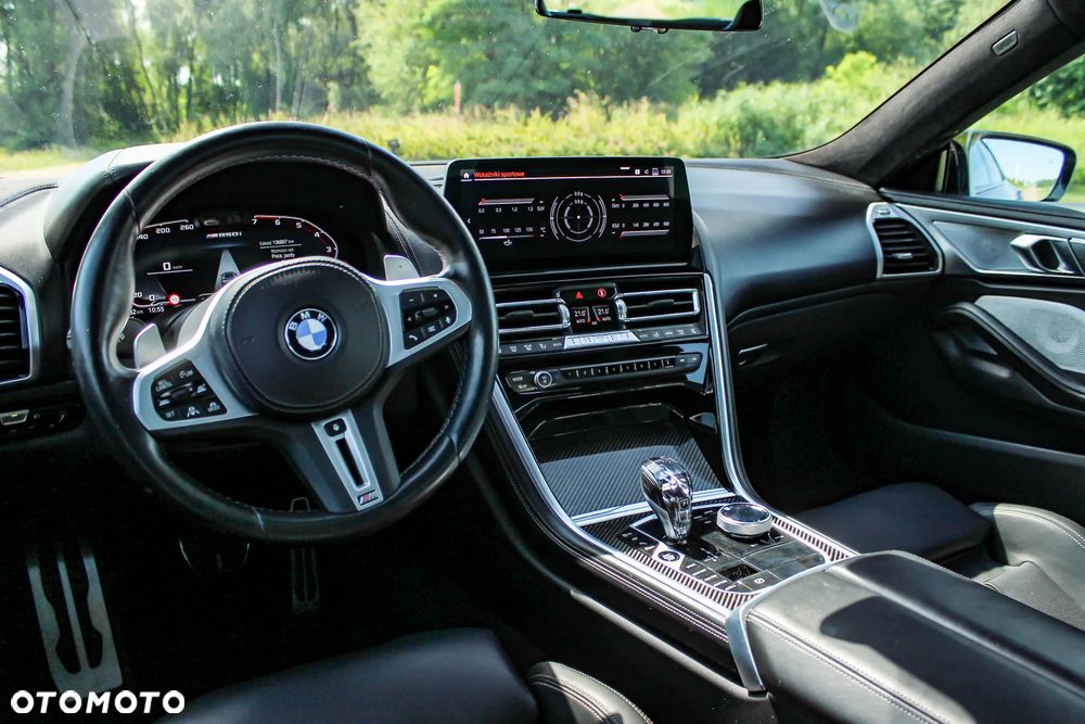 BMW Seria 8 - 7