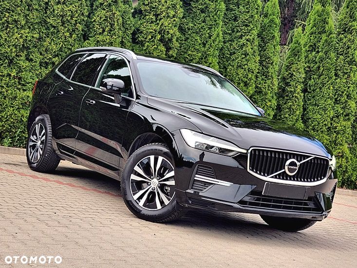 Volvo XC 60 B4 D Geartronic Momentum Pro - 4
