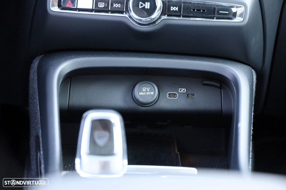Volvo C40 Recharge Extended Range Plus - 30