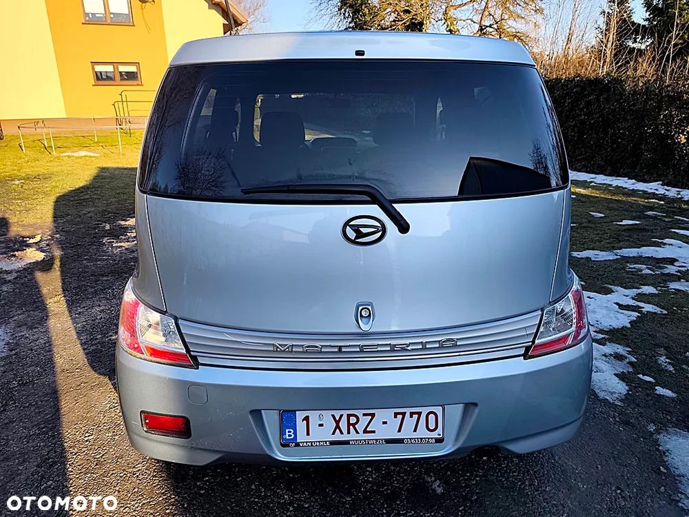 Daihatsu Materia - 4