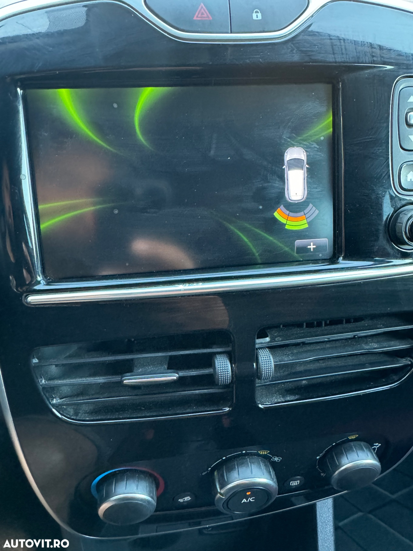 Renault Clio (Energy) dCi 90 Bose Edition - 9