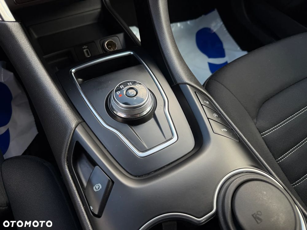 Ford Mondeo SW 2.0 EcoBlue Titanium - 23