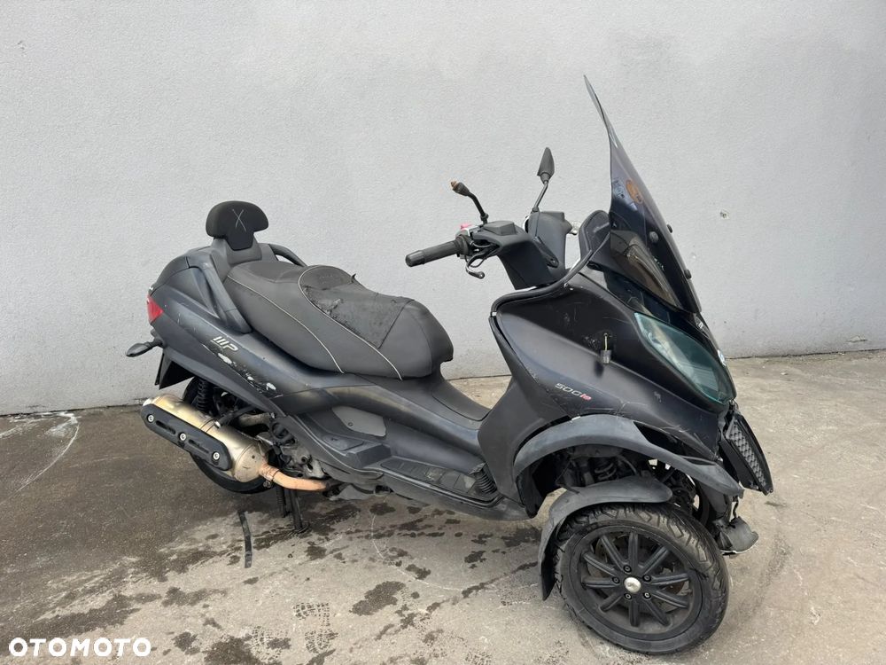 Piaggio MP-3 - 7