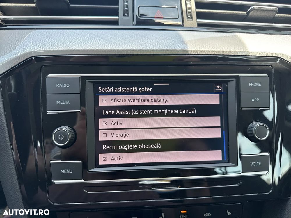 Volkswagen Passat 2.0 TDI DSG Comfortline - 21