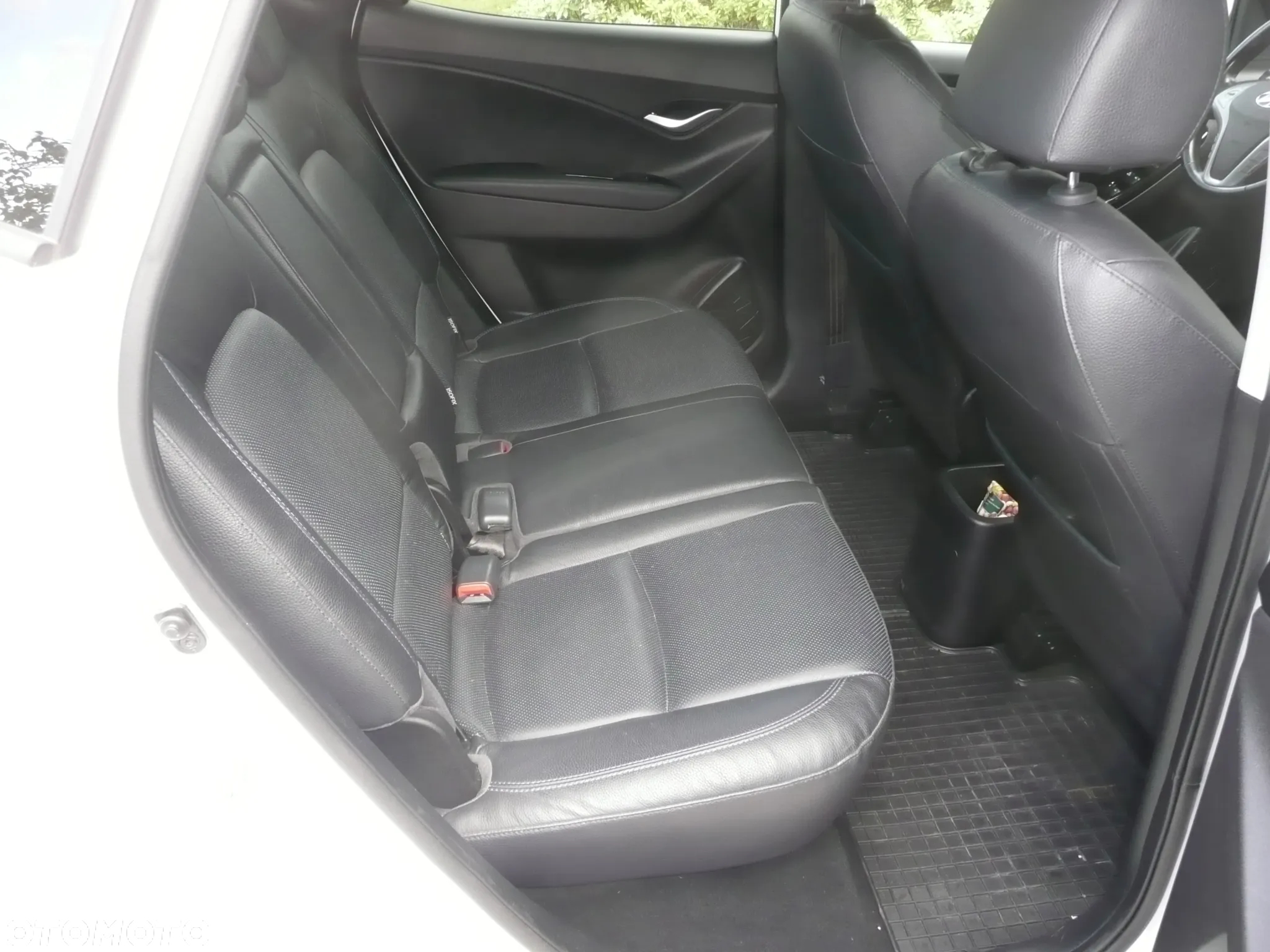 Hyundai ix20 1.6 CRDi blue Comfort - 13
