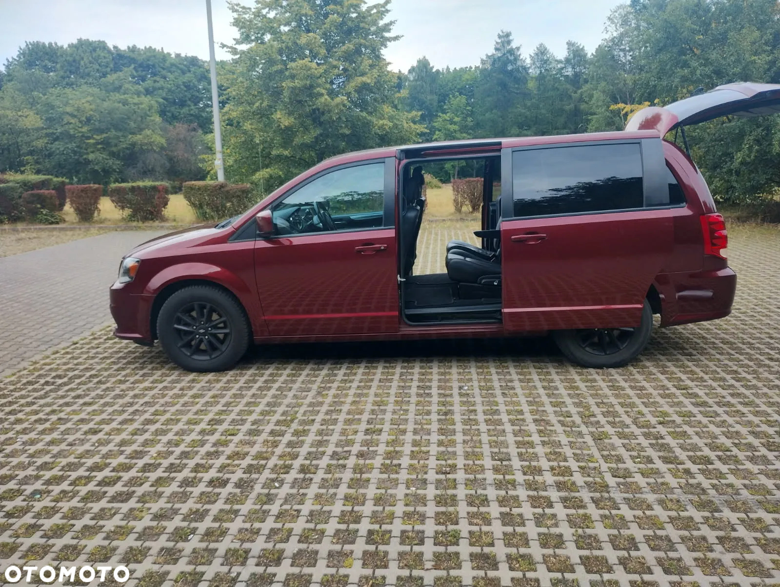 Dodge Grand Caravan 3.6 R/T - 14