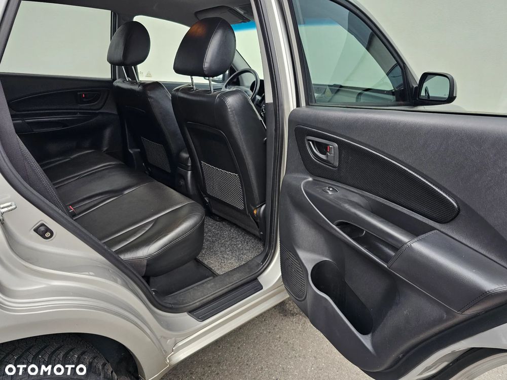 Hyundai Tucson 2.0 2WD GLS - 12