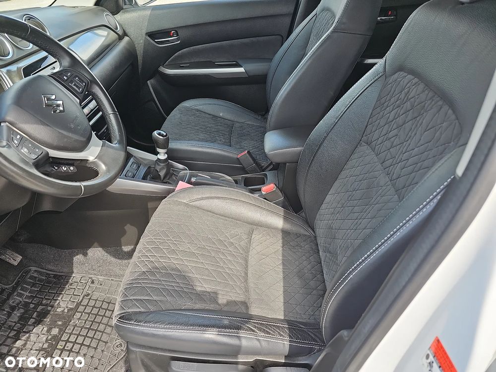 Suzuki Vitara 1.4 Boosterjet SHVS Elegance 2WD - 25