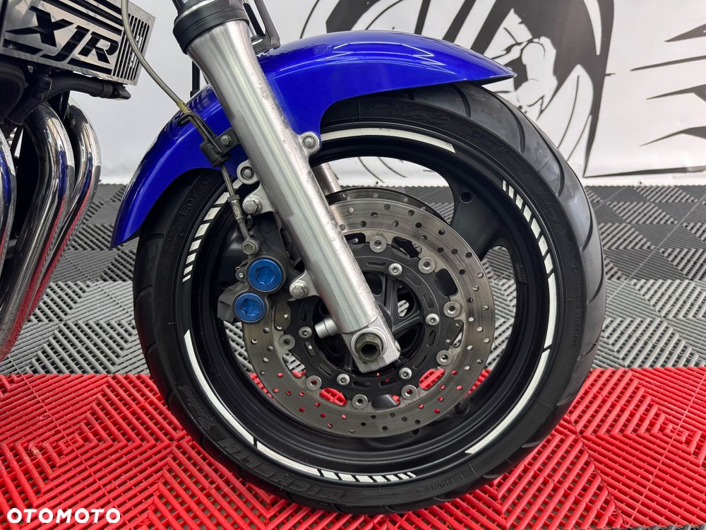 Yamaha XJR - 34