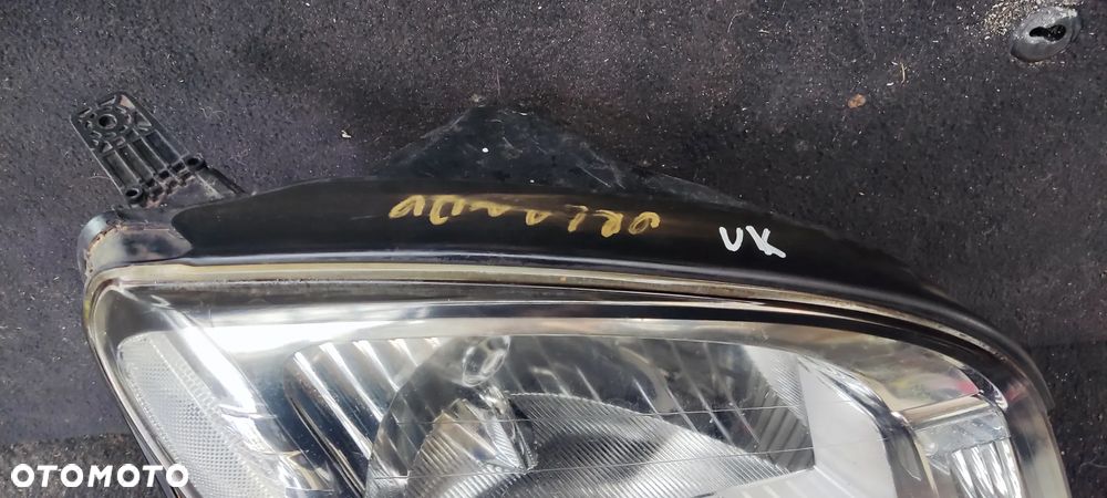 CHEVROLET ORLANDO LAMPA PRZEDNIA PRAWA UK ANGLIK - 2