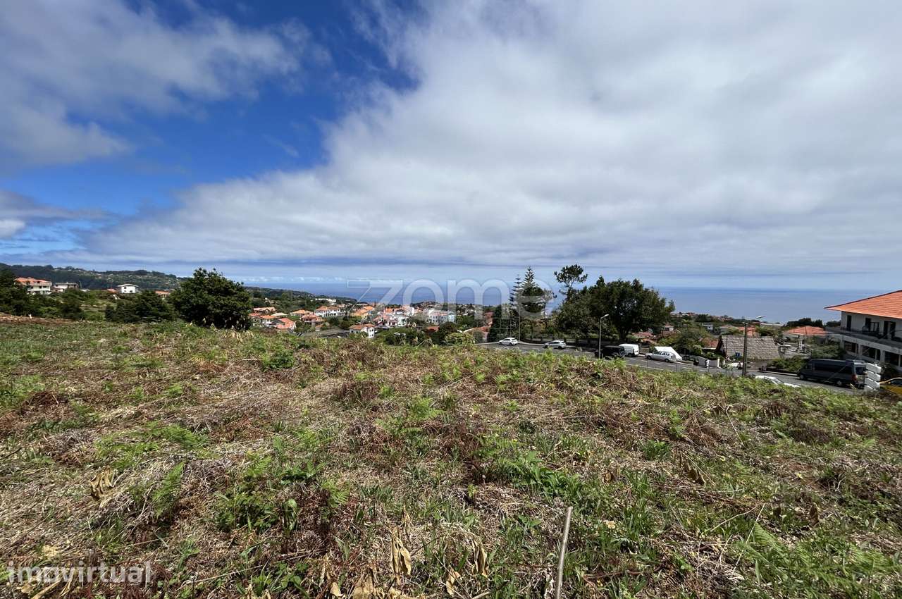 Terreno Urbanizável área de 1.570 m² - no centro de Santana - Grande imagem: 4/13
