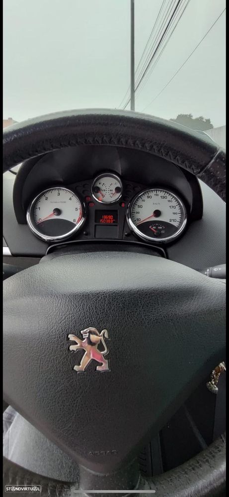 Peugeot 207 CC 1.6 HDi FAP - 5