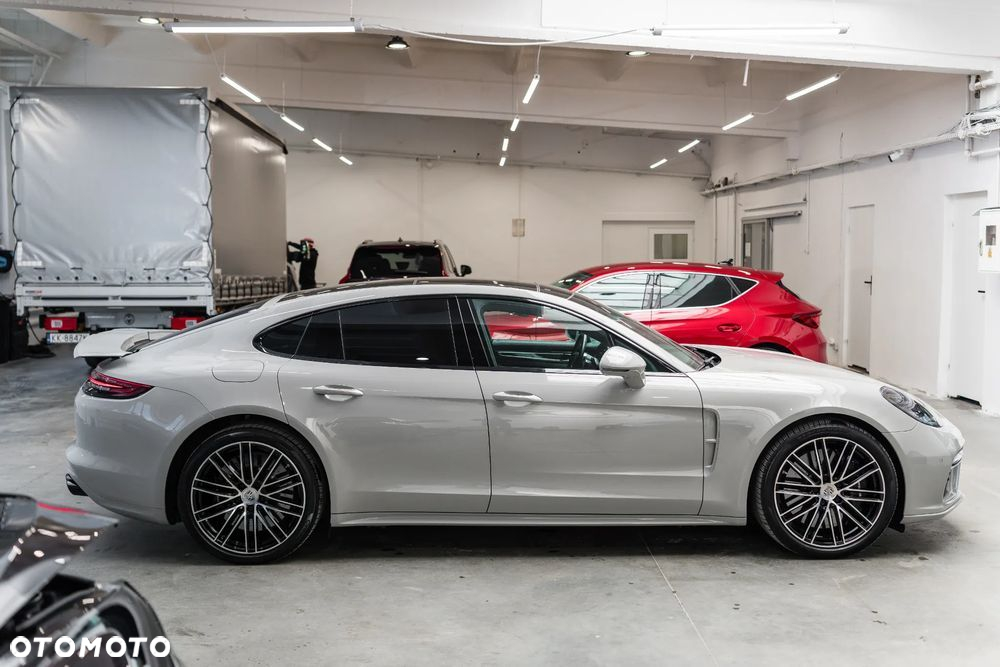 Porsche Panamera Turbo S e-Hybrid - 16