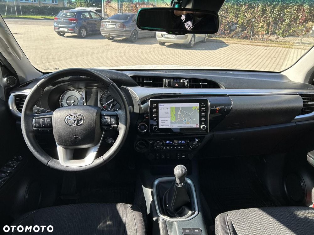 Toyota Hilux 2.8 D-4D Double Cab SR5 4x4 - 15