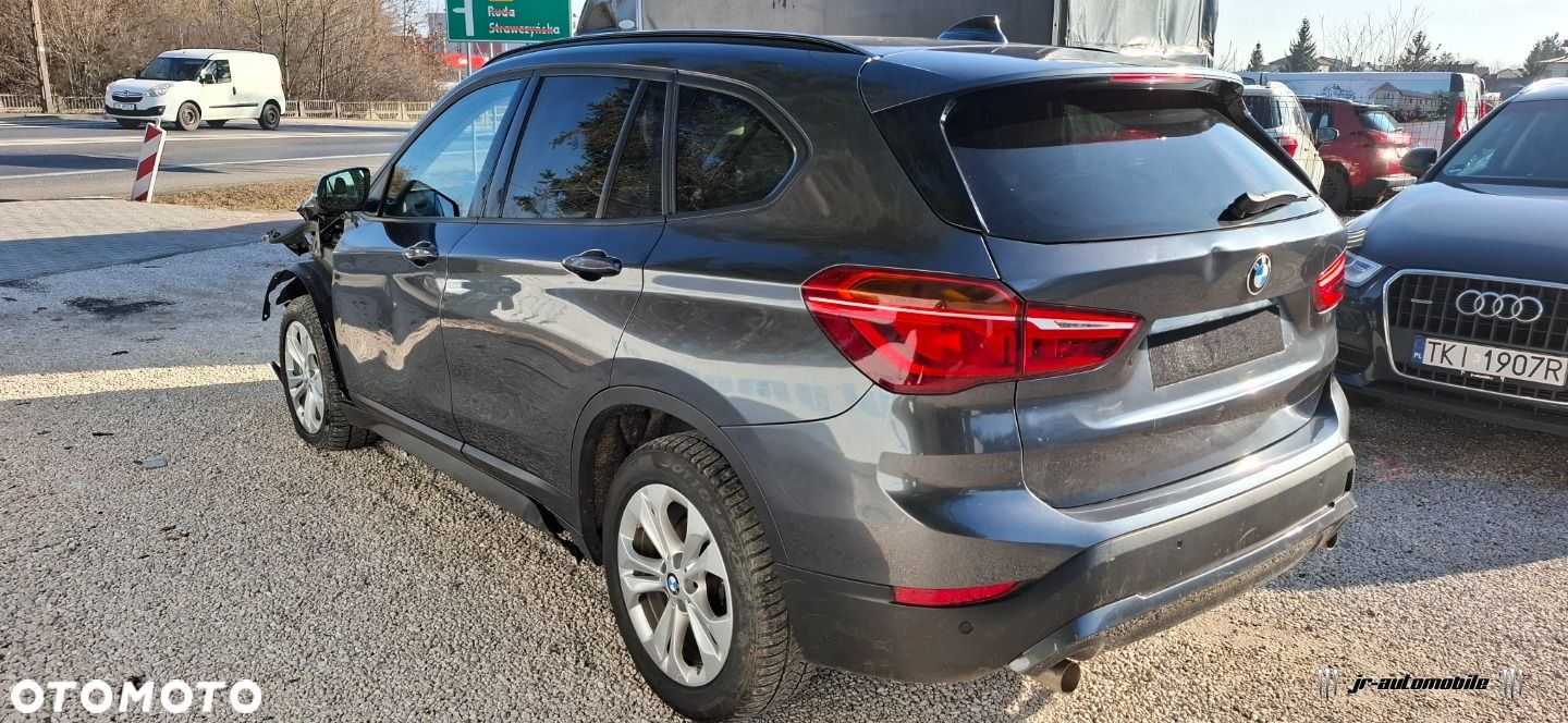 BMW X1 sDrive18d Advantage - 4