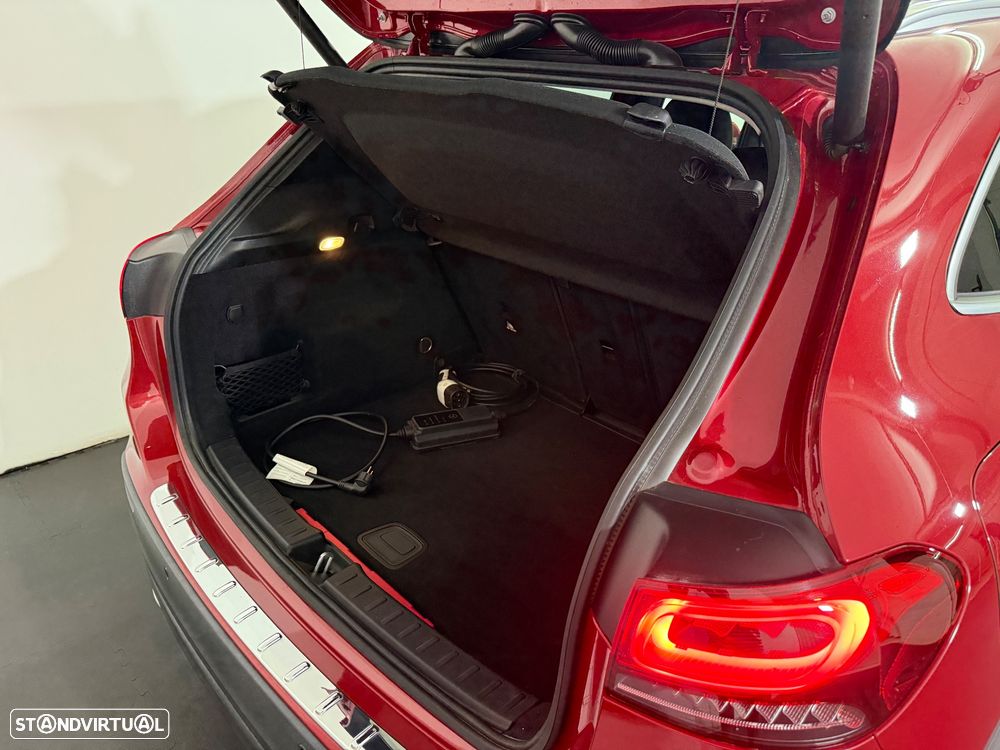 Mercedes-Benz GLA 250 e 8G-DCT AMG Line - 34