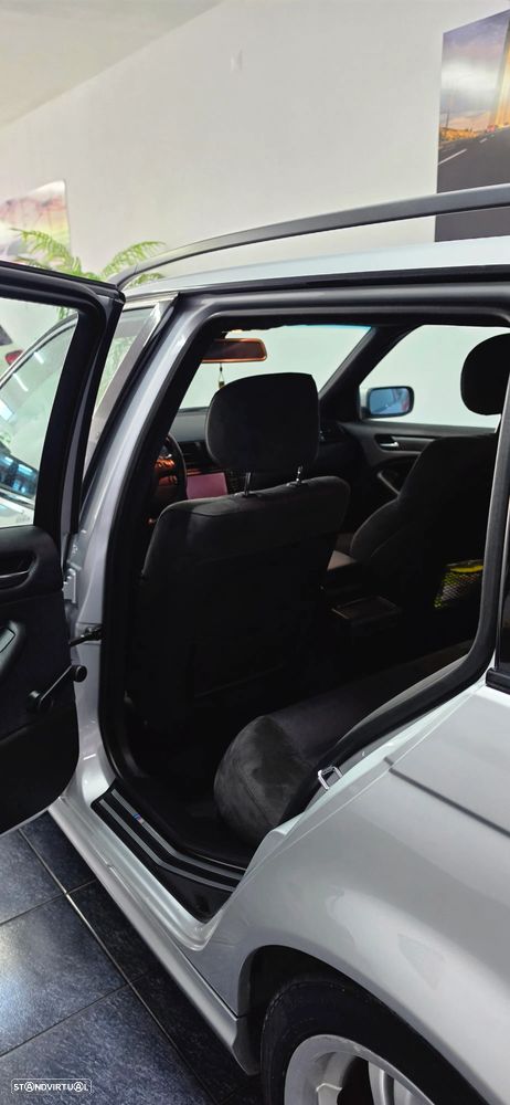 BMW 320 d Navigator - 6