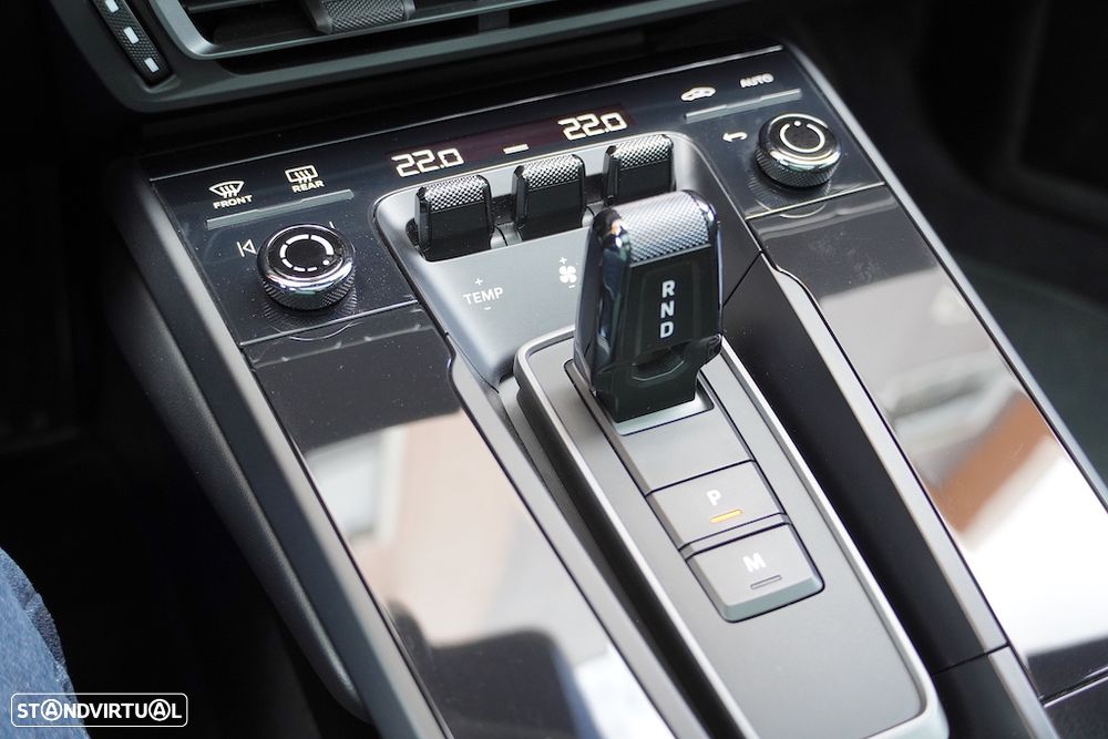 Porsche 911 (992) Carrera 4S PDK - 38