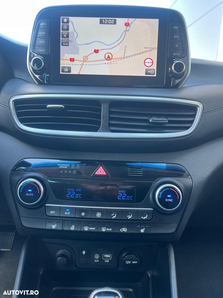 Hyundai Tucson 2.0 CRDI 4WD 6MT Premium - 14