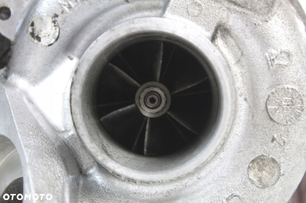 TURBOSPRĘŻARKA TURBO BMW E65 E66 745D 4.4 PRAWA - 4
