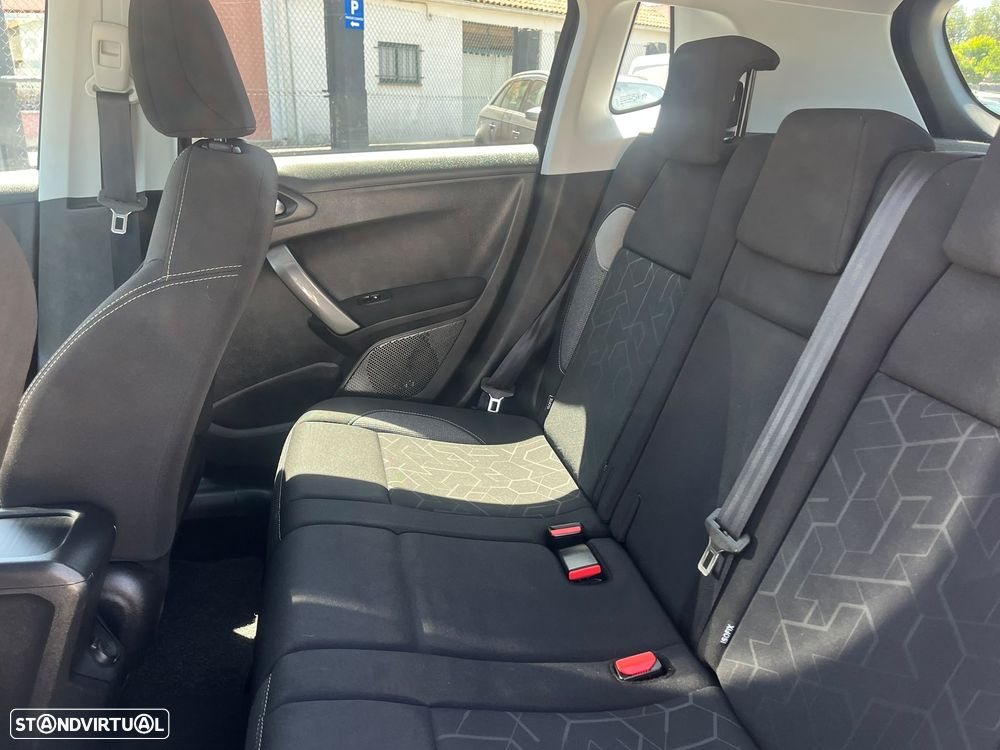 Peugeot 2008 1.6 BlueHDi Style - 20