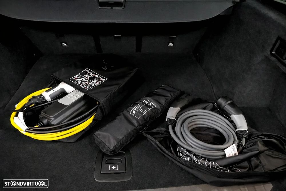 BMW 320 e Corporate Edition Auto - 12