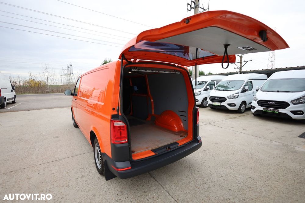 Volkswagen Transporter - 13
