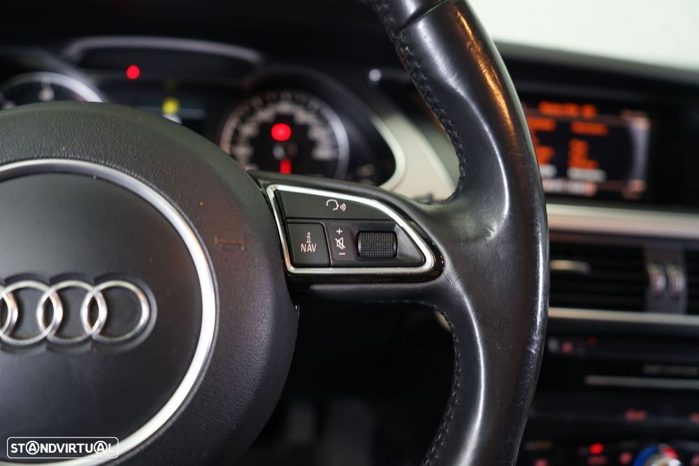 Audi A4 Avant 2.0 TDI Multitronic Business Line S-line - 24