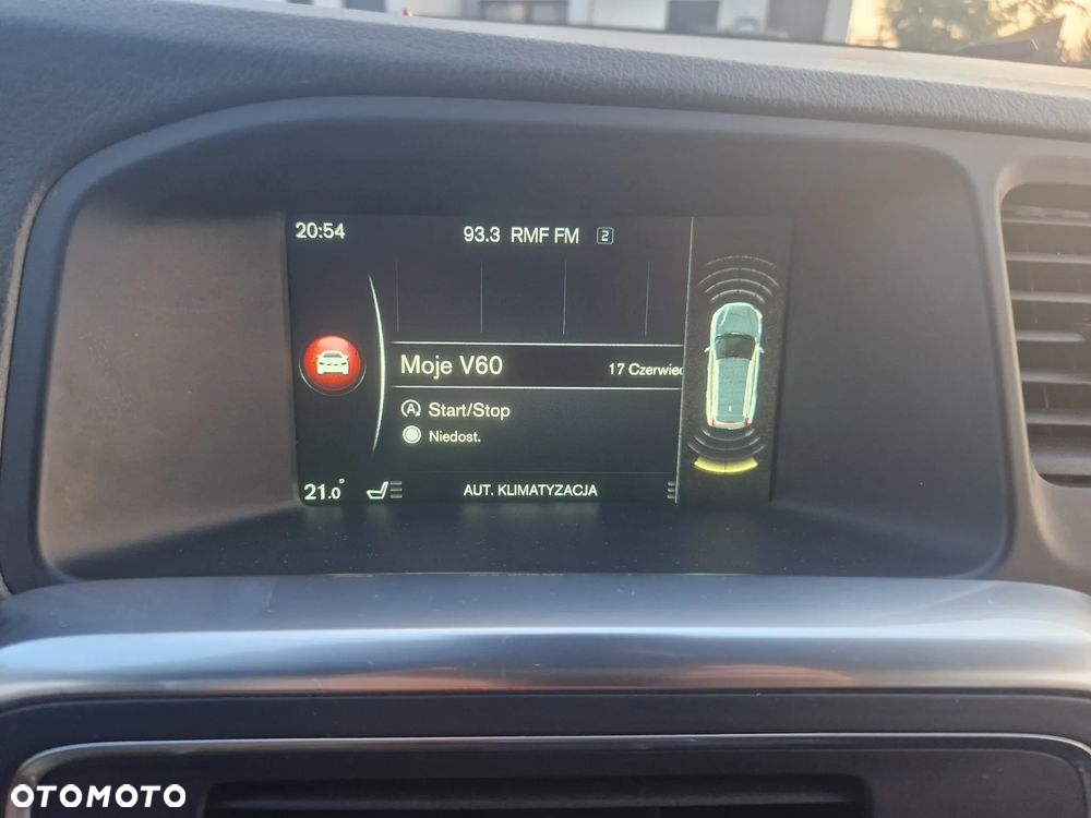 Volvo V60 D3 Momentum - 21
