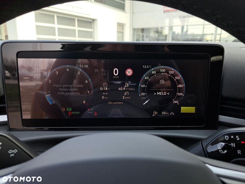 Volkswagen T-Roc 1.5 eTSI Life DSG - 25