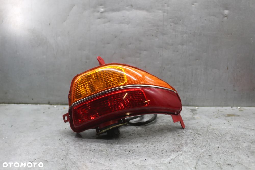 Suzuki Burgman AN 650 Lampa tył tylna prawa - 1