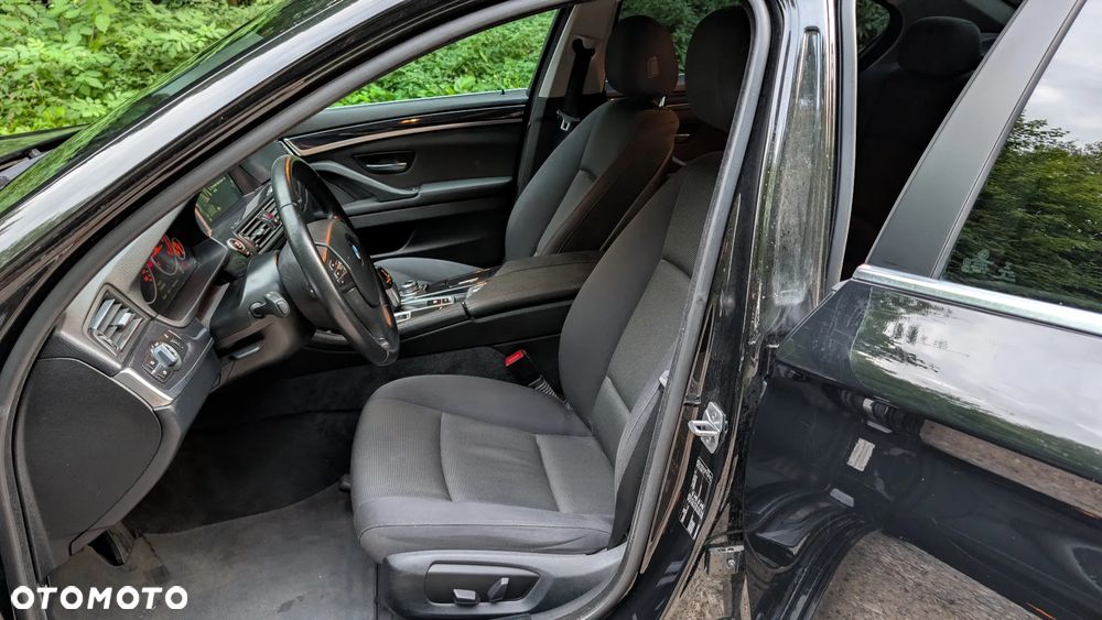 BMW Seria 5 520d - 11
