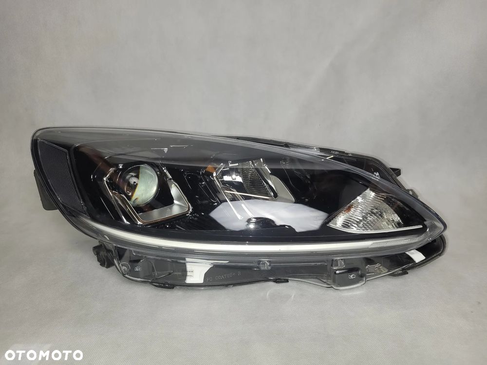 FORD KUGA MK3  - LAMPA LAMPY PRZEDNIE PRZÓD - 12
