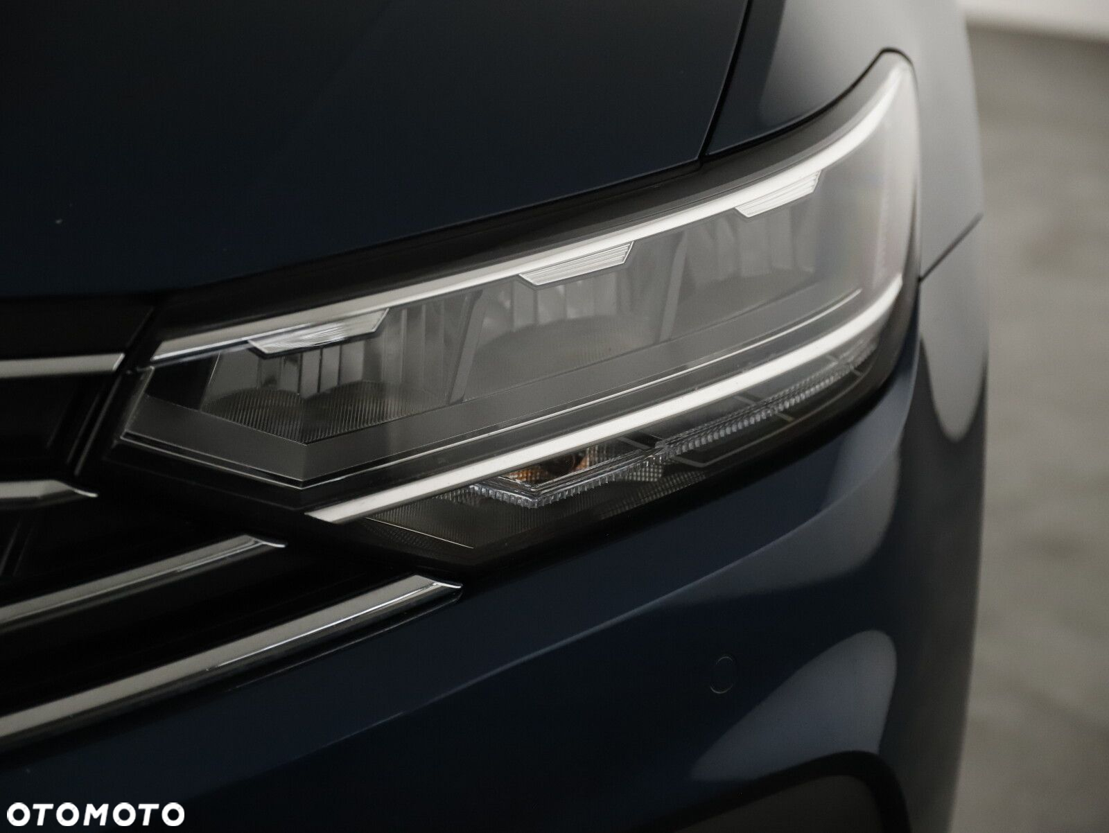 Volkswagen Passat 2.0 TDI EVO Business DSG - 29