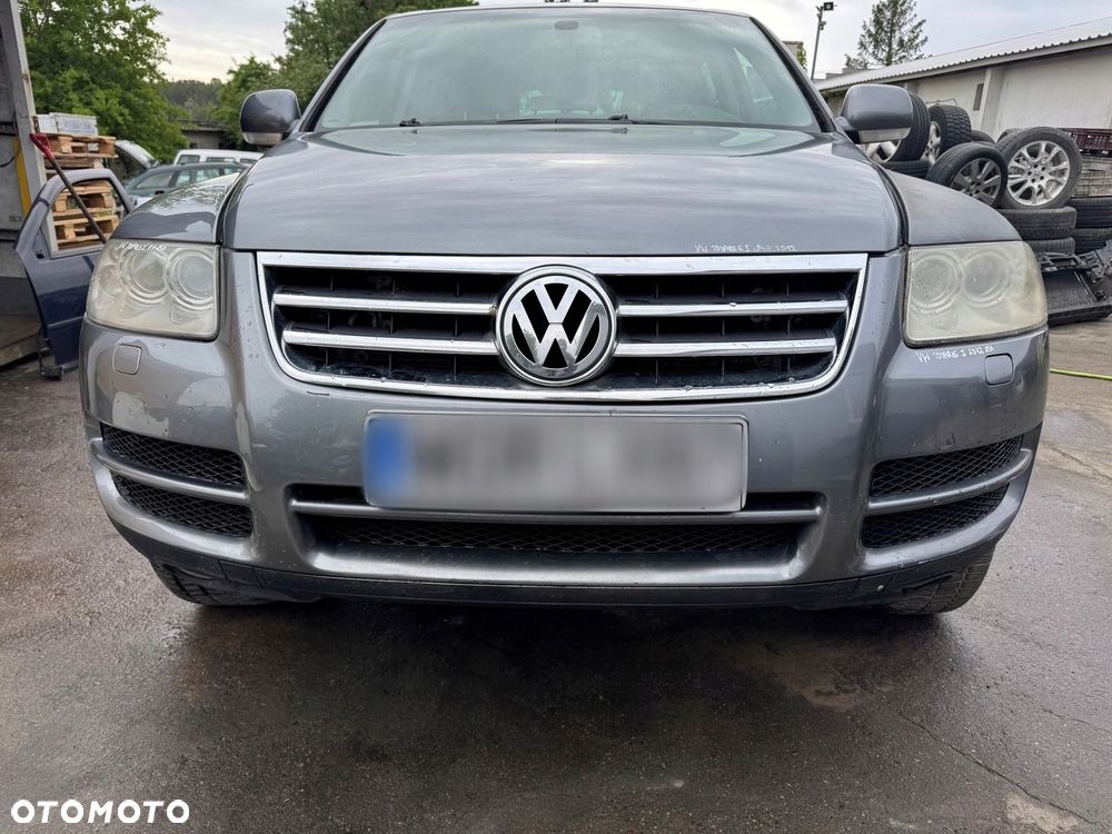 VW TOUAREG I ZDERZAK PRZÓD PRZEDNI LD7Z - 2