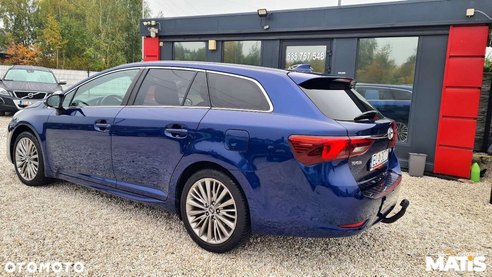 Toyota Avensis - 28
