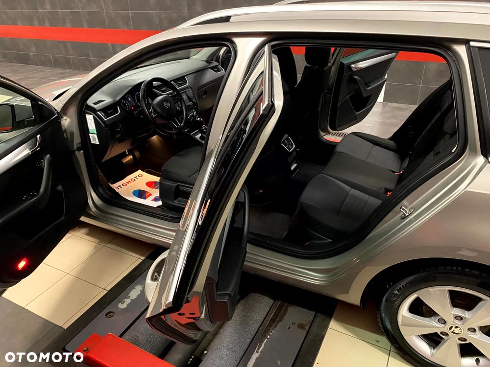 Skoda Octavia 2.0 TDI Green tec DSG Elegance - 17