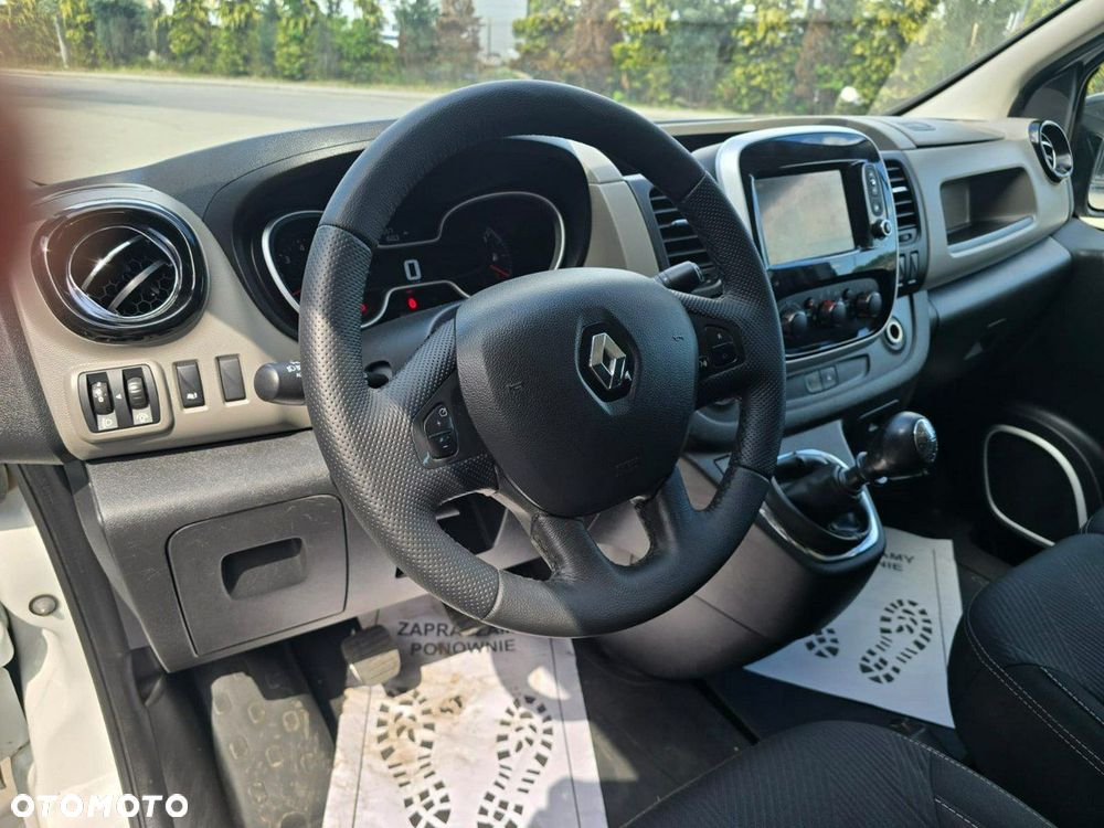 Renault Trafic - 21