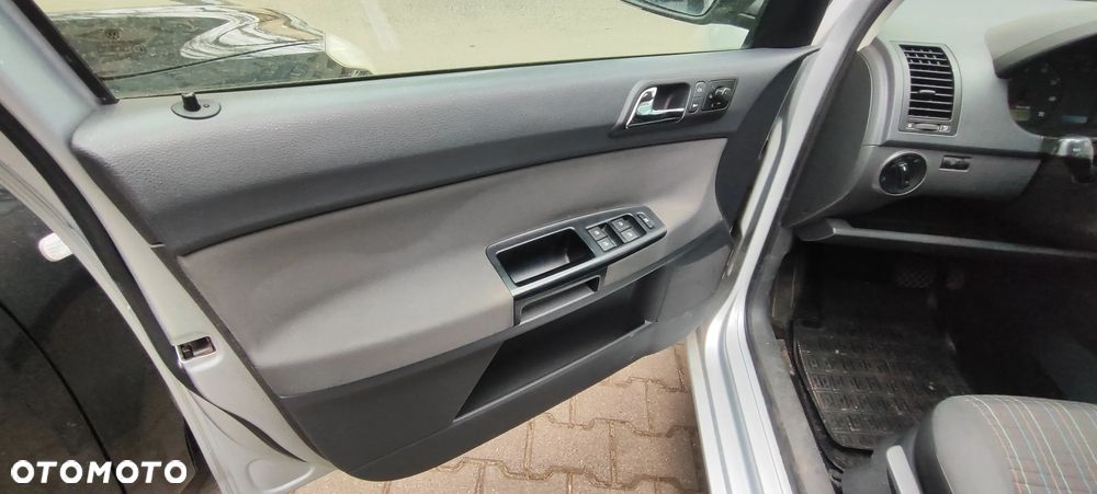 Volkswagen Polo 1.4 Automatik Trendline - 24