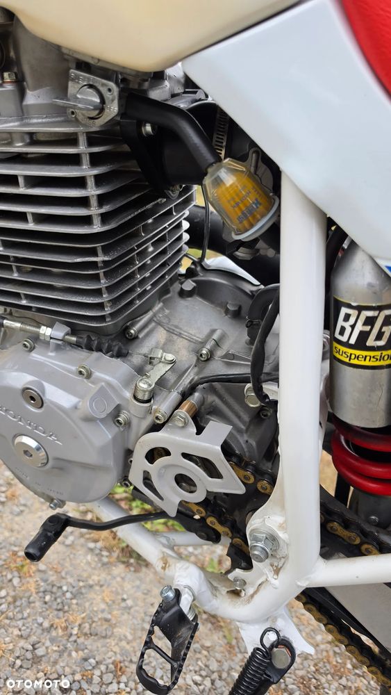 Honda XR - 9