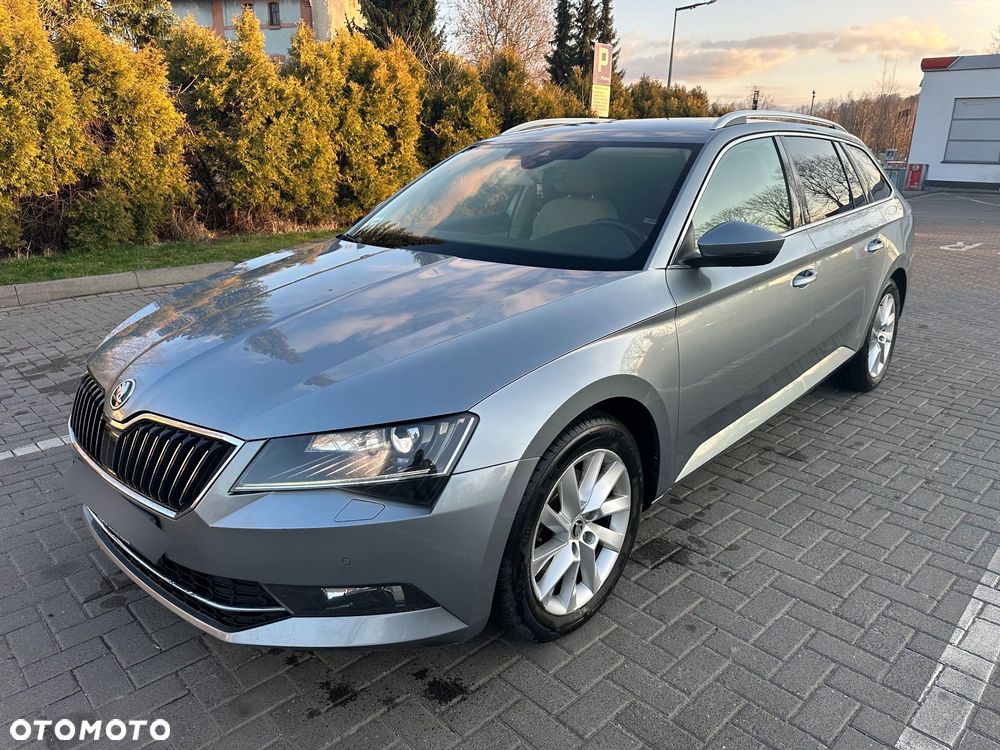 Skoda Superb 2.0 TDI 4x4 Style DSG - 1