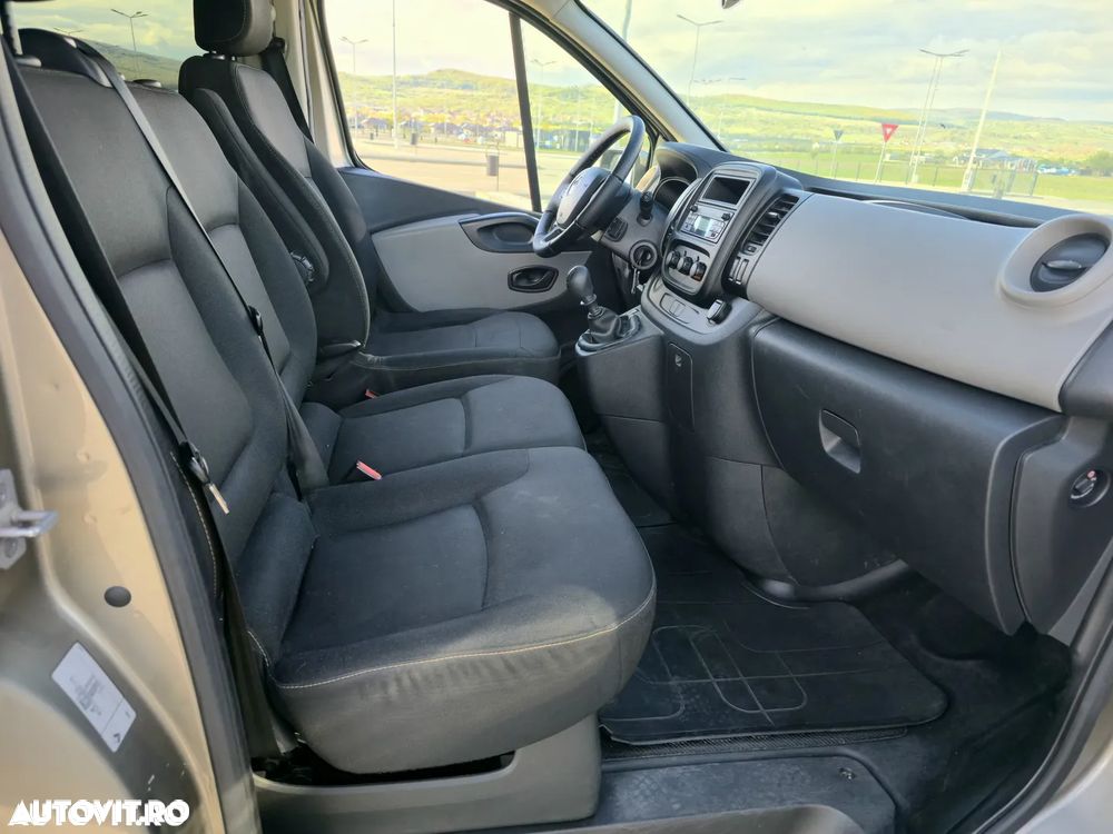 Renault Trafic - 11