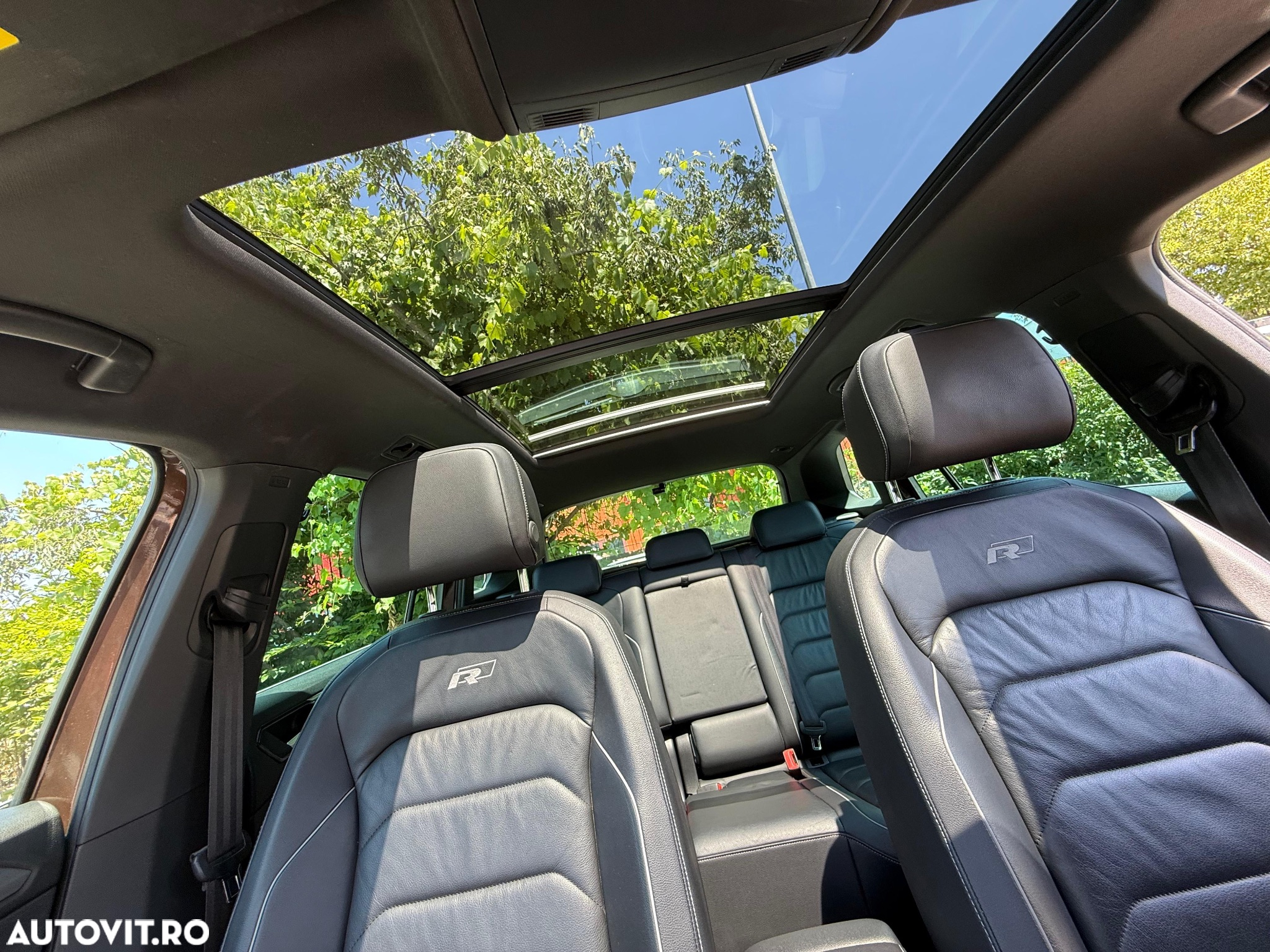Volkswagen Tiguan - 10