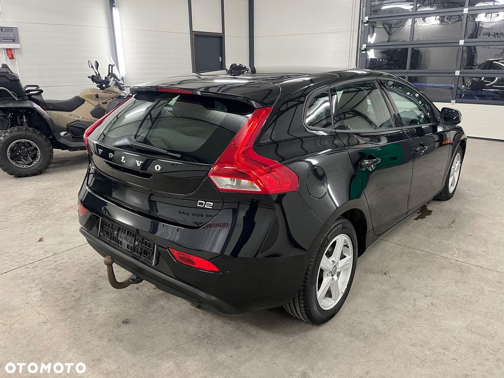 Volvo V40 D2 - 8