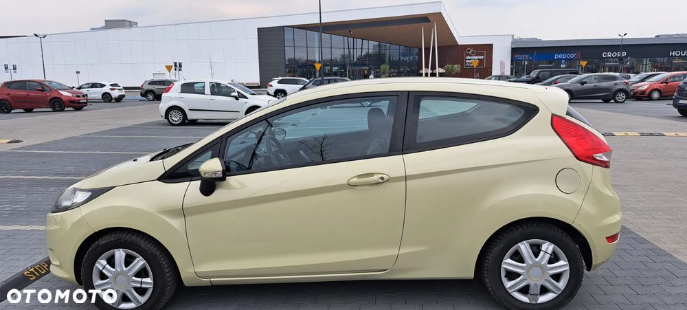 Ford Fiesta - 7