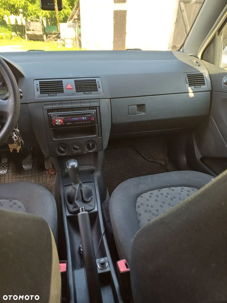 Skoda Fabia - 7